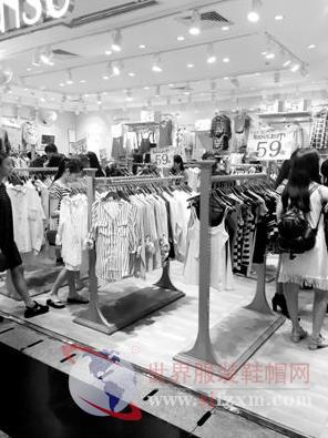 服裝銷售青黃不接 行業淡季下的挑戰與破局之道